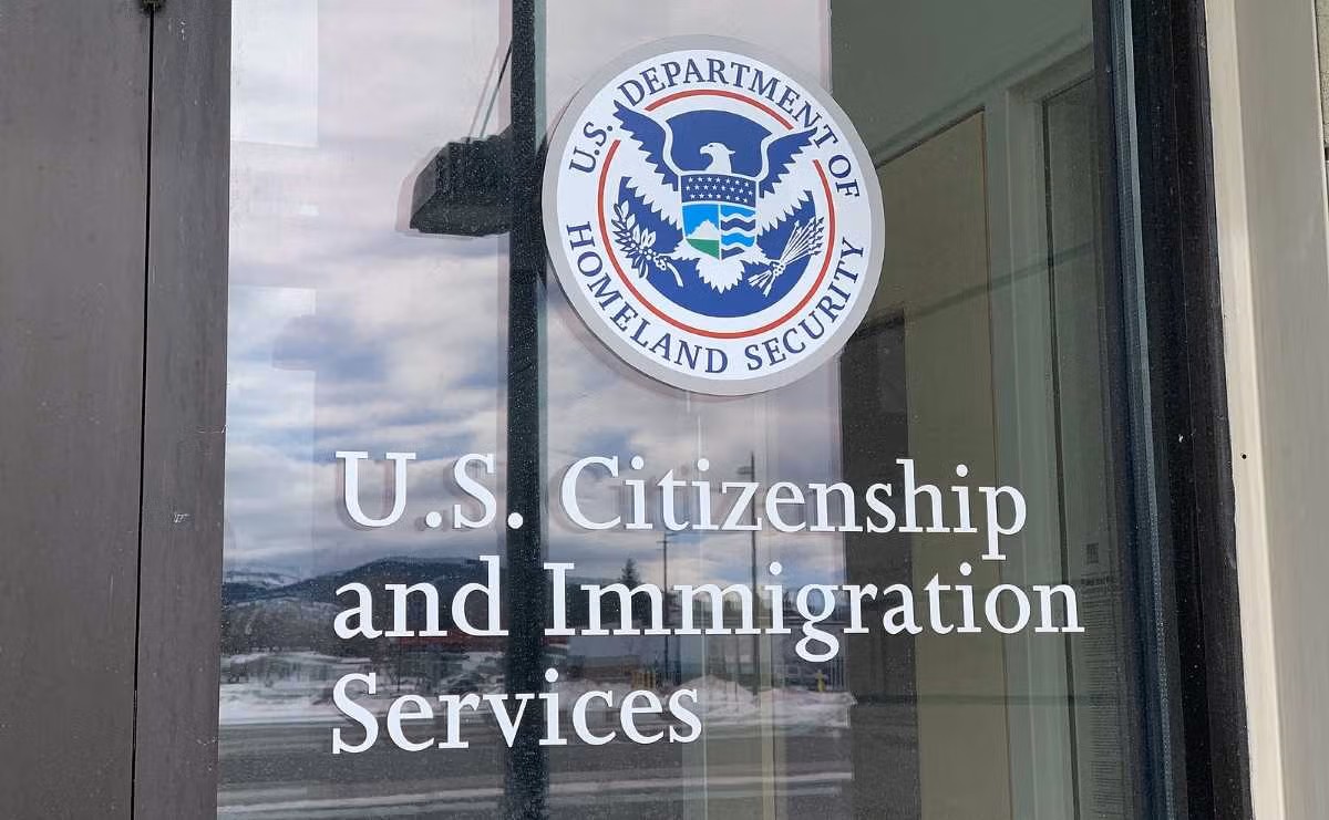 uscis-aos-memo2.jpeg